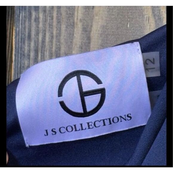 JS Collections Stretch Crepe Metallic Jacquard Off The Shoulder Gown - Picture 5 of 8